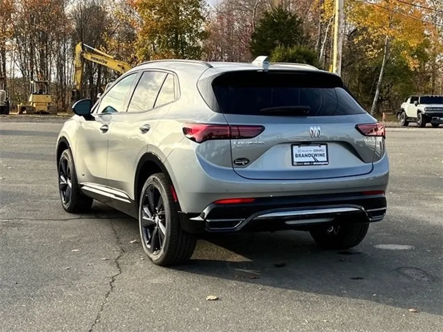 2025 Buick Envision Sport Touring photo 1