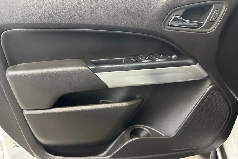 2017 Chevrolet Colorado ZR2 photo 1