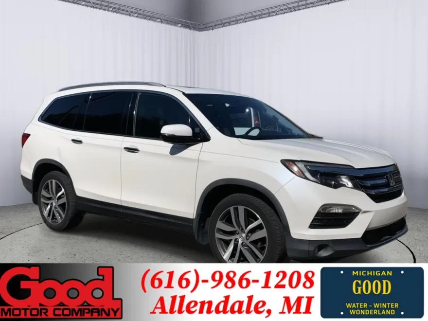 2016 Honda Pilot Elite photo 1