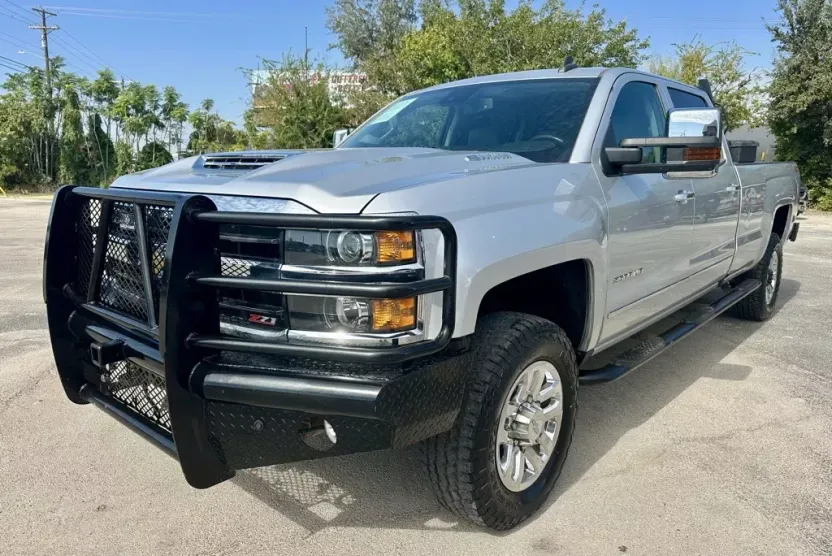 2019 Chevrolet Silverado 3500HD LTZ photo 1