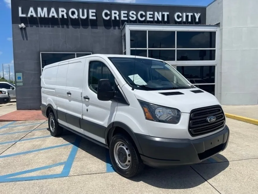 2017 Ford Transit photo 1