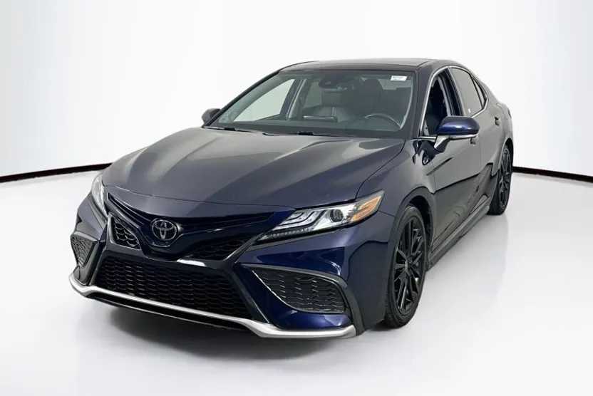 2022 Toyota Camry XSE photo 1
