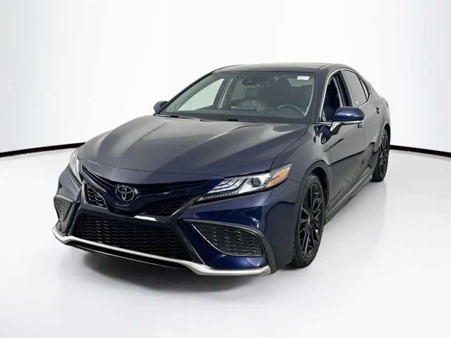 2022 Toyota Camry XSE photo 1