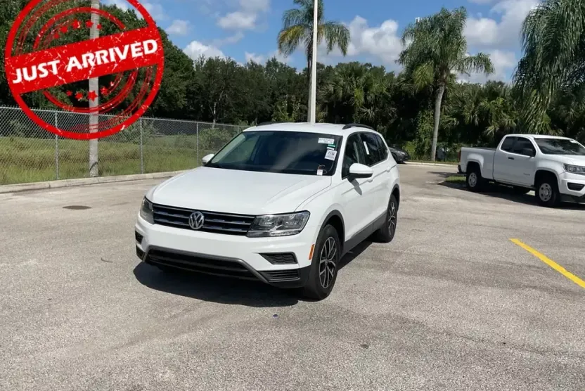 2021 Volkswagen Tiguan R-Line Black SEL photo 1