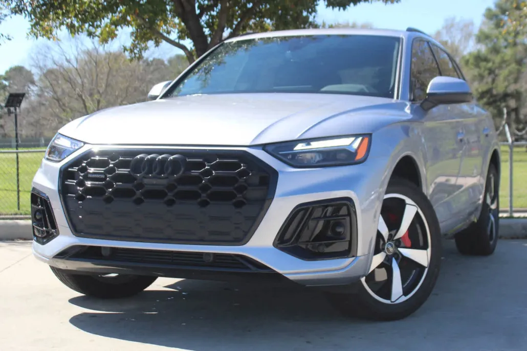 2024 Audi Q5 S line Premium Plus photo 1