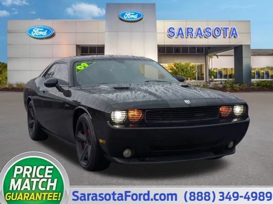 2009 Dodge Challenger SRT8 photo 1