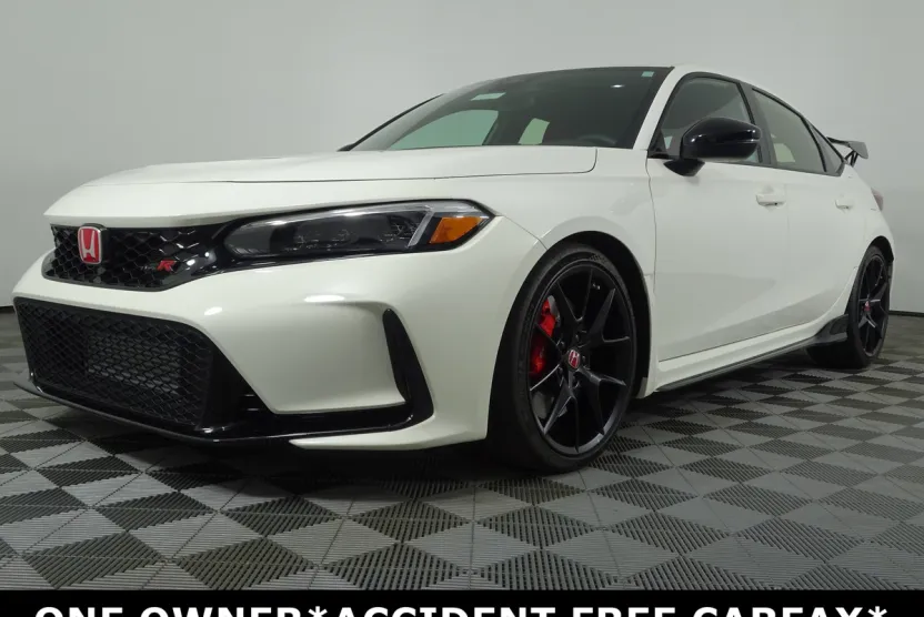 2025 Honda Civic Type R photo 1
