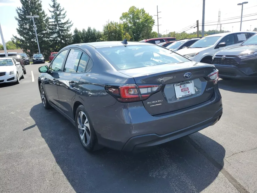 2023 Subaru Legacy Premium photo 1