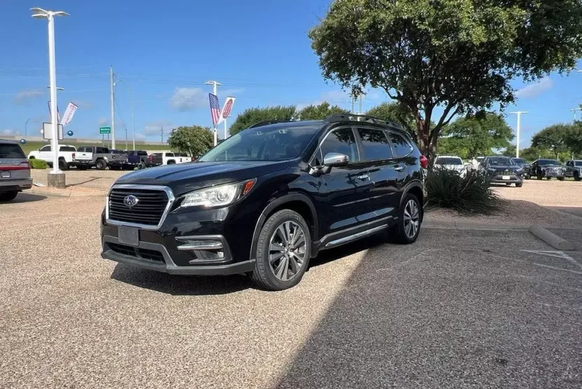 2019 Subaru Ascent Touring photo 1