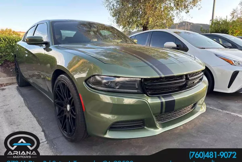 2022 Dodge Charger SXT photo 1