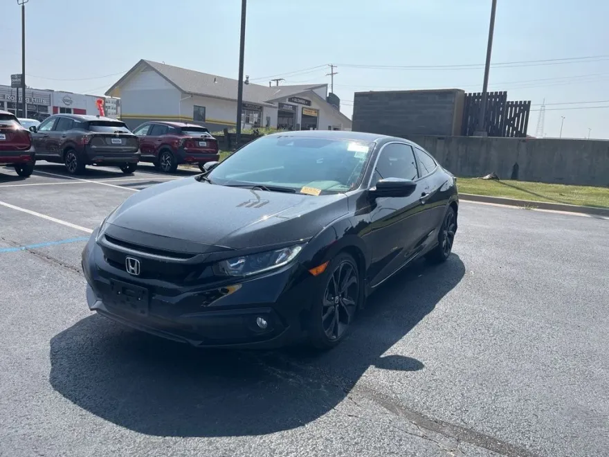 2019 Honda Civic Sport photo 1