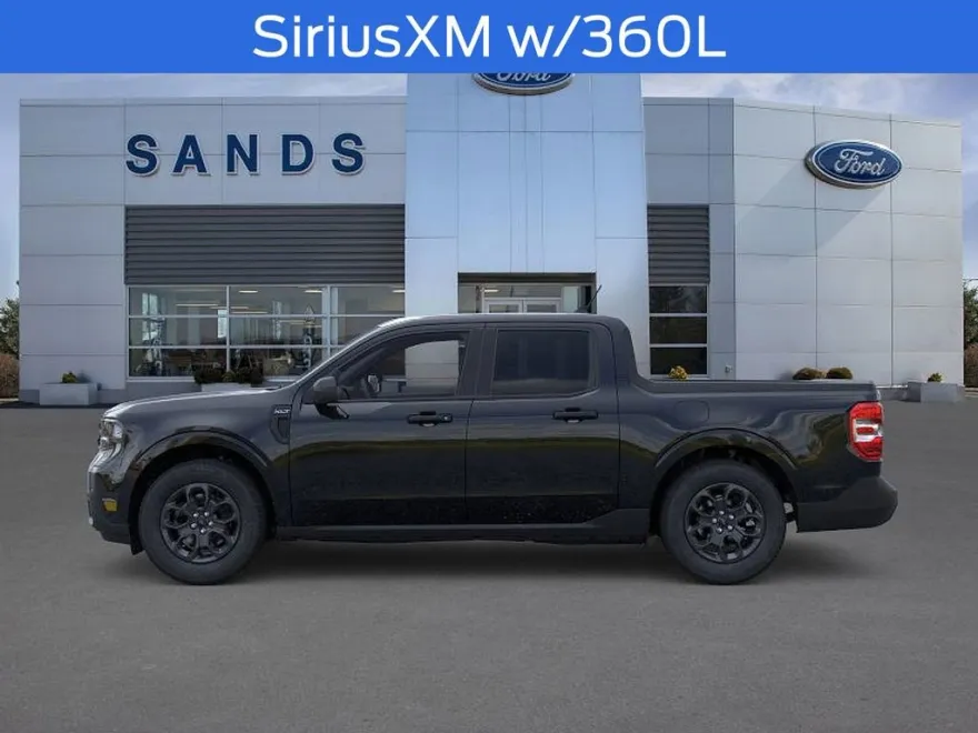 2025 Ford Maverick XLT photo 1