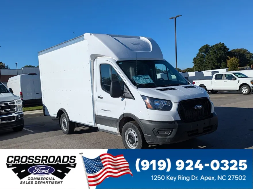 2025 Ford Transit Cutaway photo 1