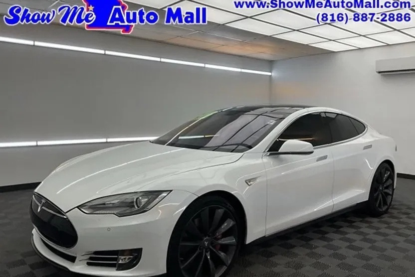 2014 Tesla Model S photo 1