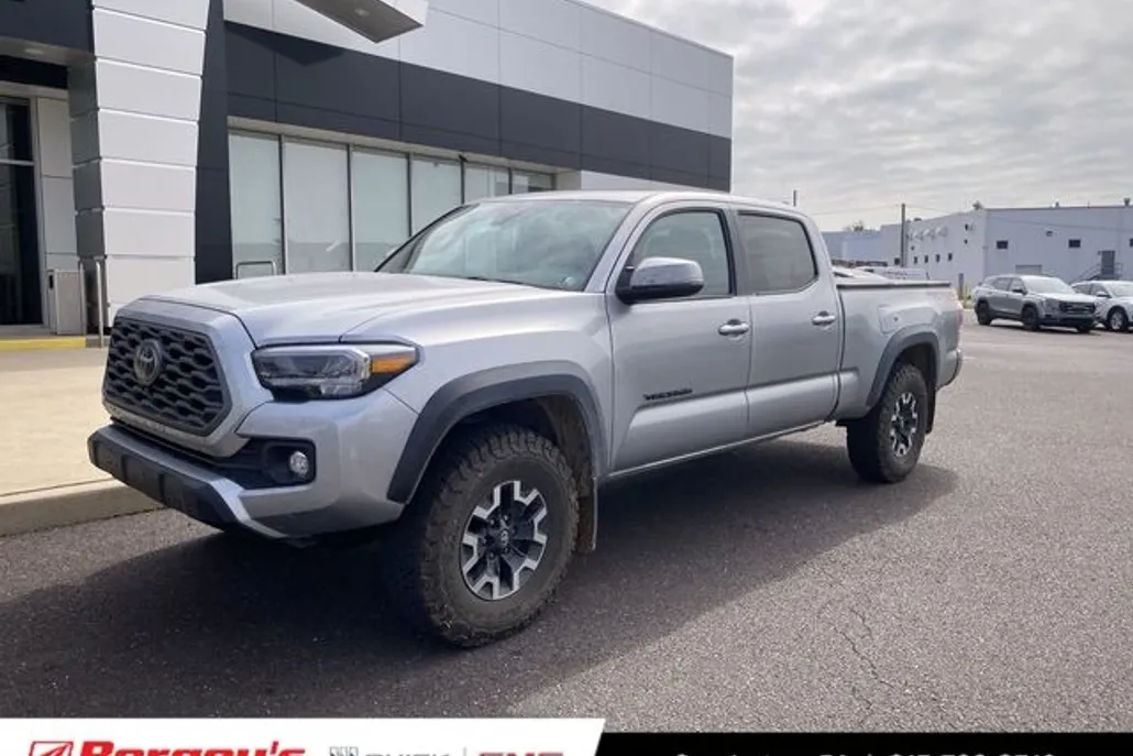 2023 Toyota Tacoma 4x4 SR5 photo 1
