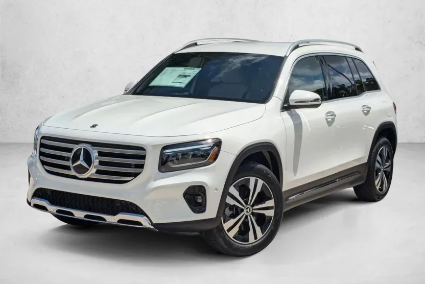 2025 Mercedes Benz GLB 250 photo 1