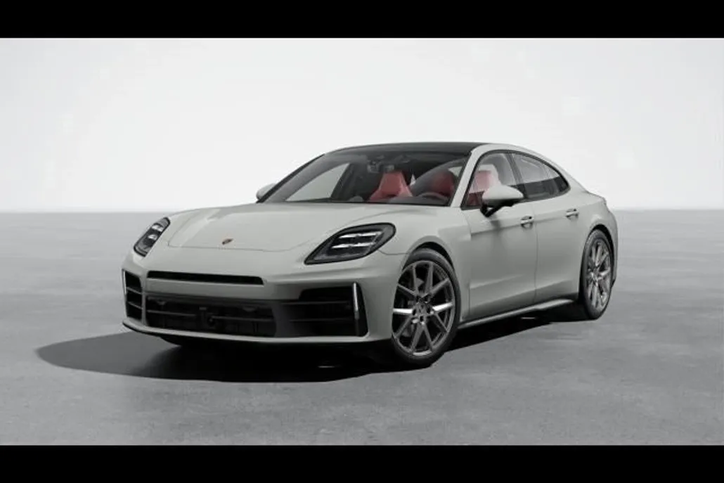 2025 Porsche Panamera 4 photo 1