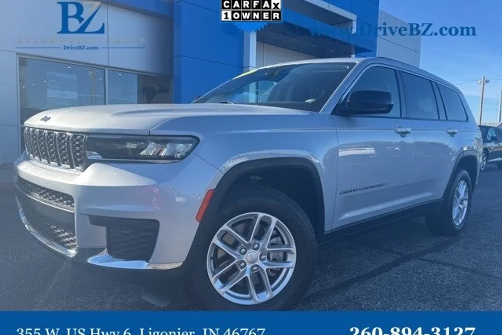 2022 Jeep Grand Cherokee Laredo photo 1