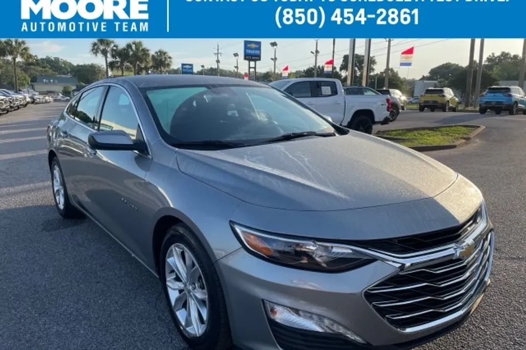 2023 Chevrolet Malibu 1LT photo 1