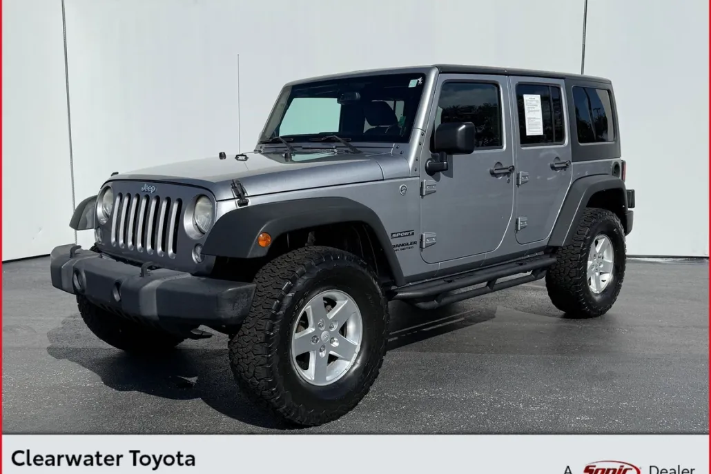 2014 Jeep Wrangler Unlimited Sport photo 1