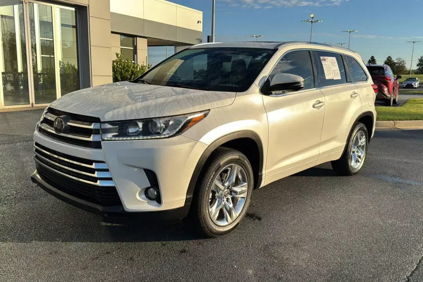 2018 Toyota Highlander Limited Platinum photo 1