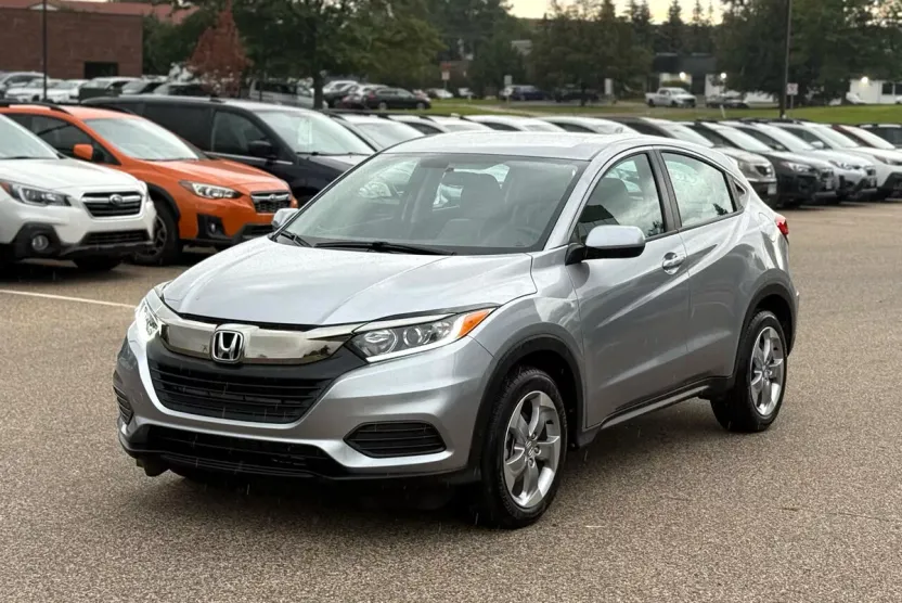 2022 Honda HR-V LX photo 1