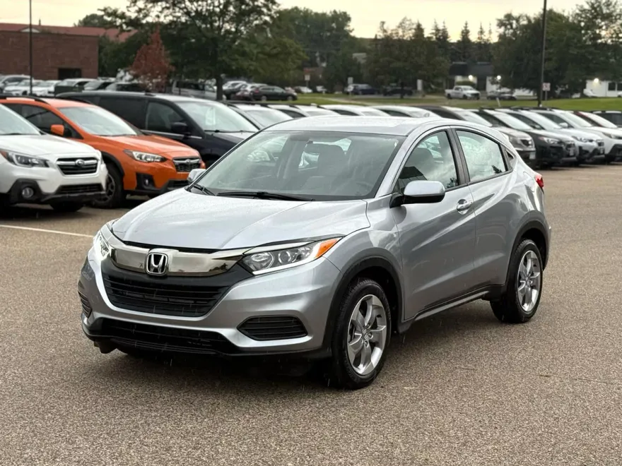 2022 Honda HR-V LX photo 1