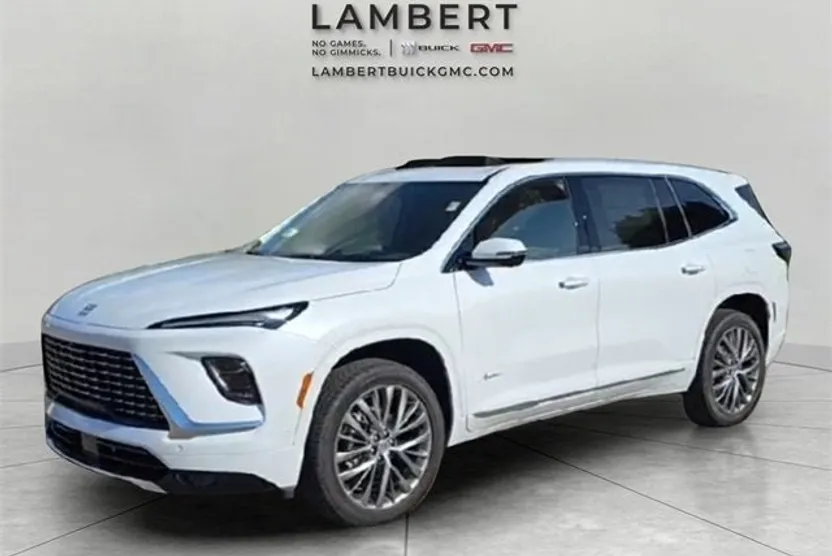 2026 Buick Enclave Avenir photo 1