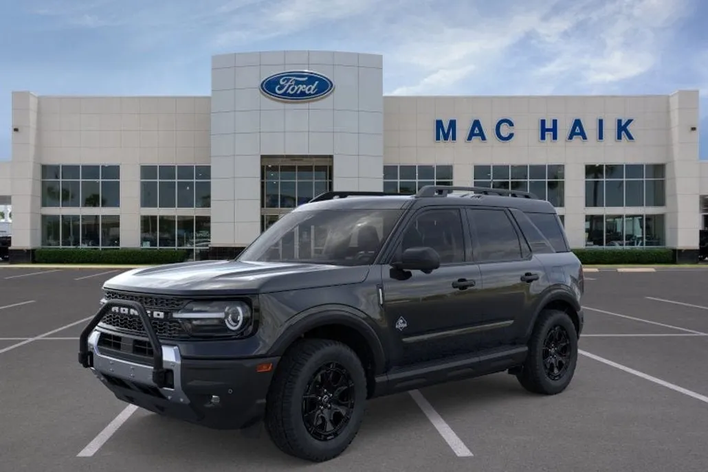 2025 Ford Bronco Sport Outer Banks photo 1