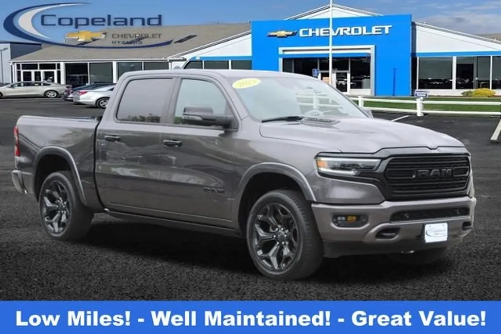 2023 Ram 1500 Limited photo 1