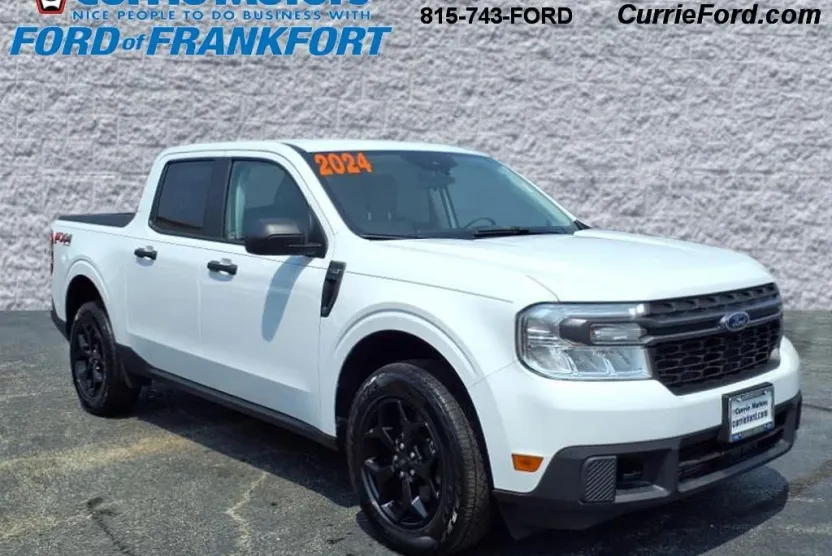 2024 Ford Maverick XLT photo 1