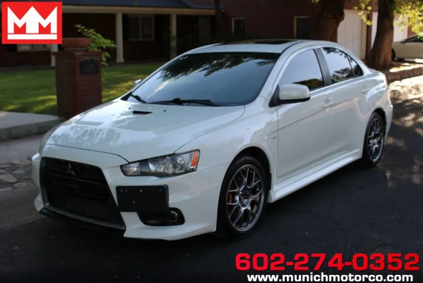 2012 Mitsubishi Lancer Evolution MR photo 1