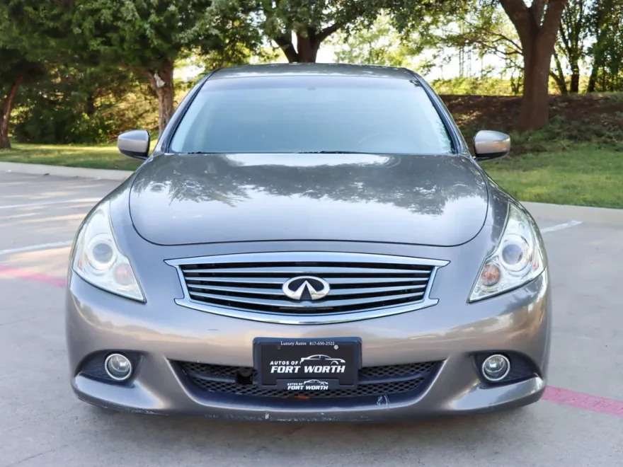 2010 Infiniti G37 photo 1