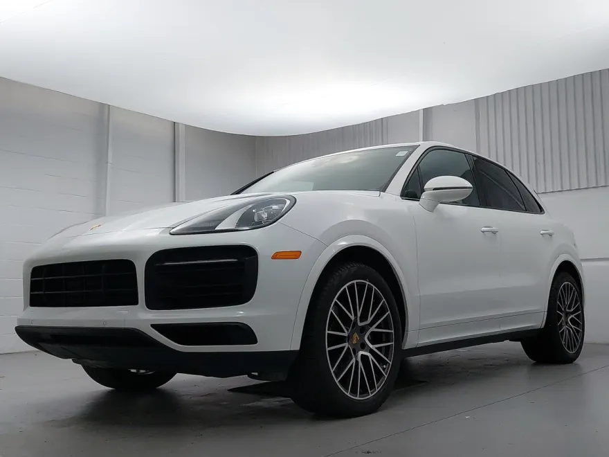 2020 Porsche Cayenne photo 1