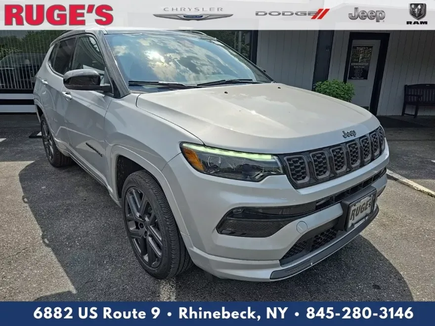 2025 Jeep Compass Limited photo 1