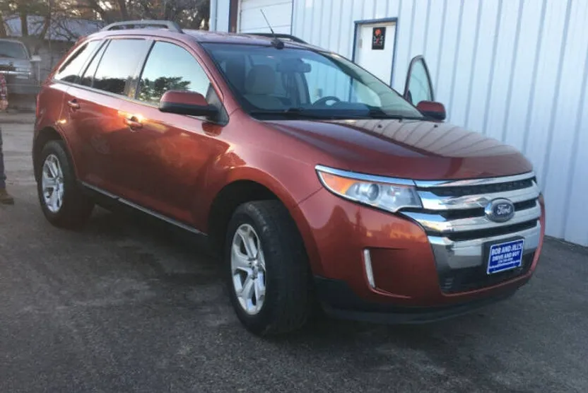 2014 Ford Edge SEL photo 1