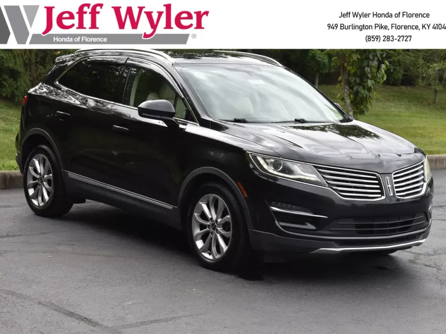 2015 Lincoln MKC Base photo 1