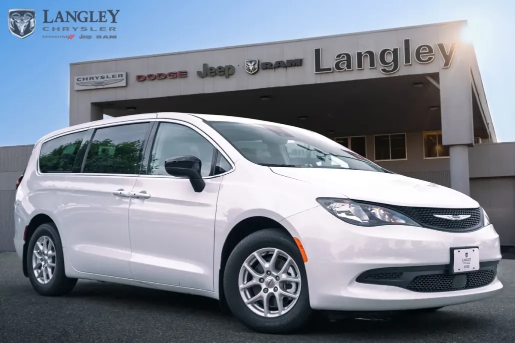 2026 Chrysler Grand Caravan SXT photo 1