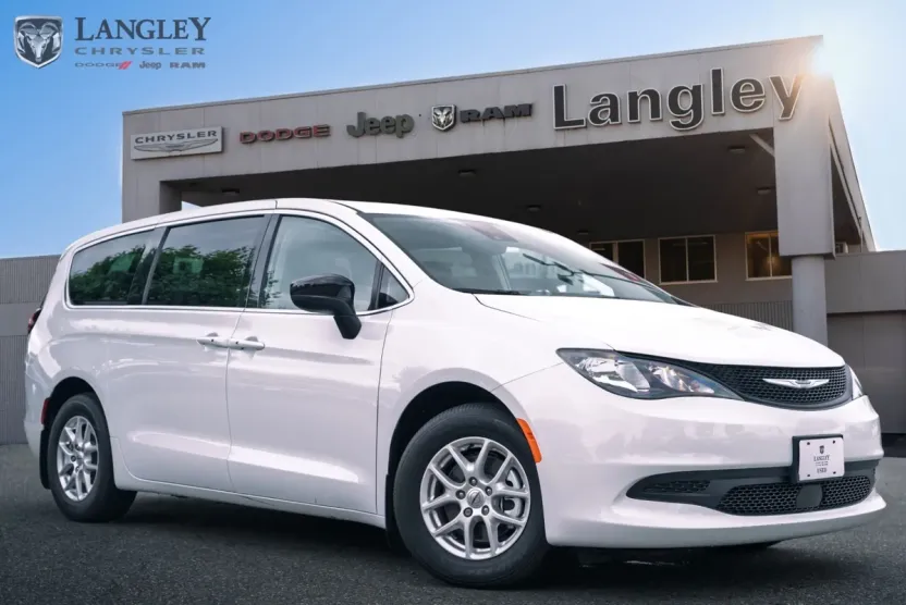 2026 Chrysler Grand Caravan SXT photo 1