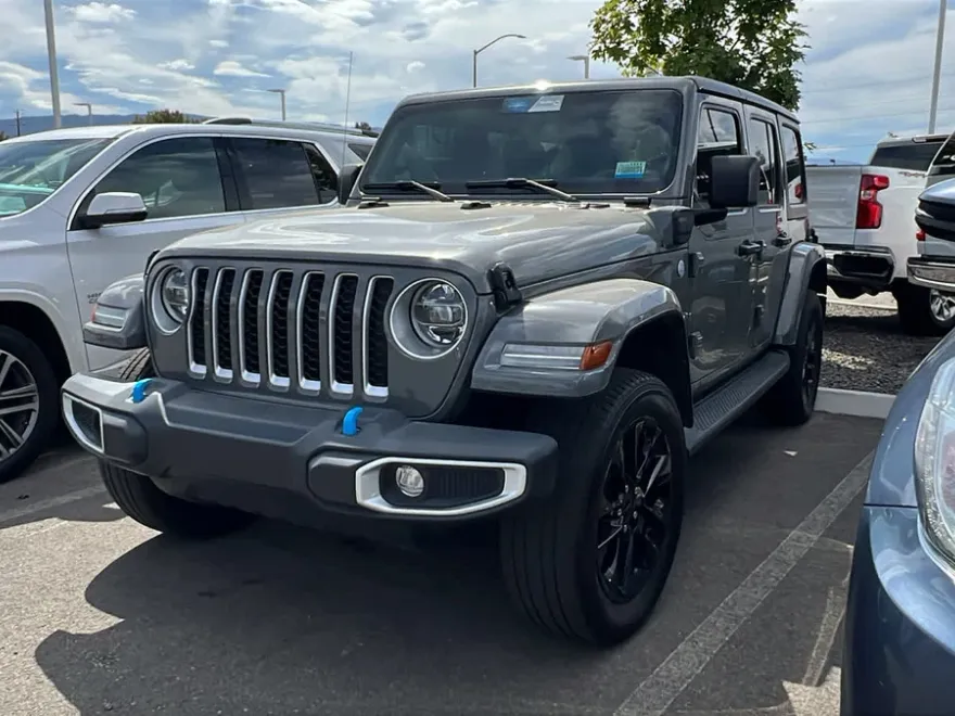2022 Jeep Wrangler 4xe Unlimited Sahara photo 1