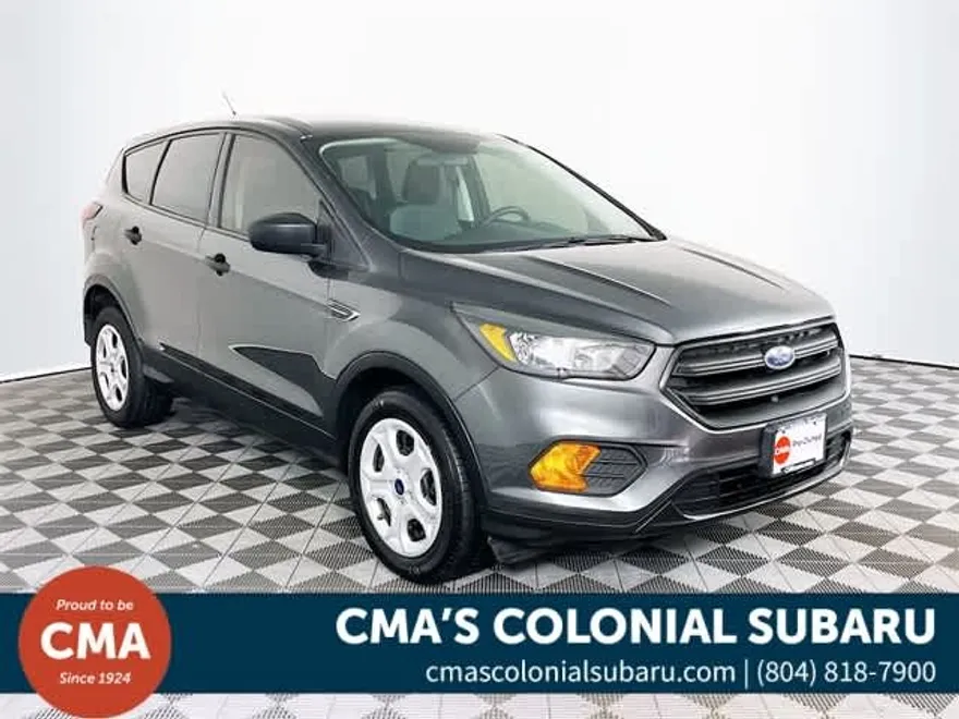 2019 Ford Escape S photo 1