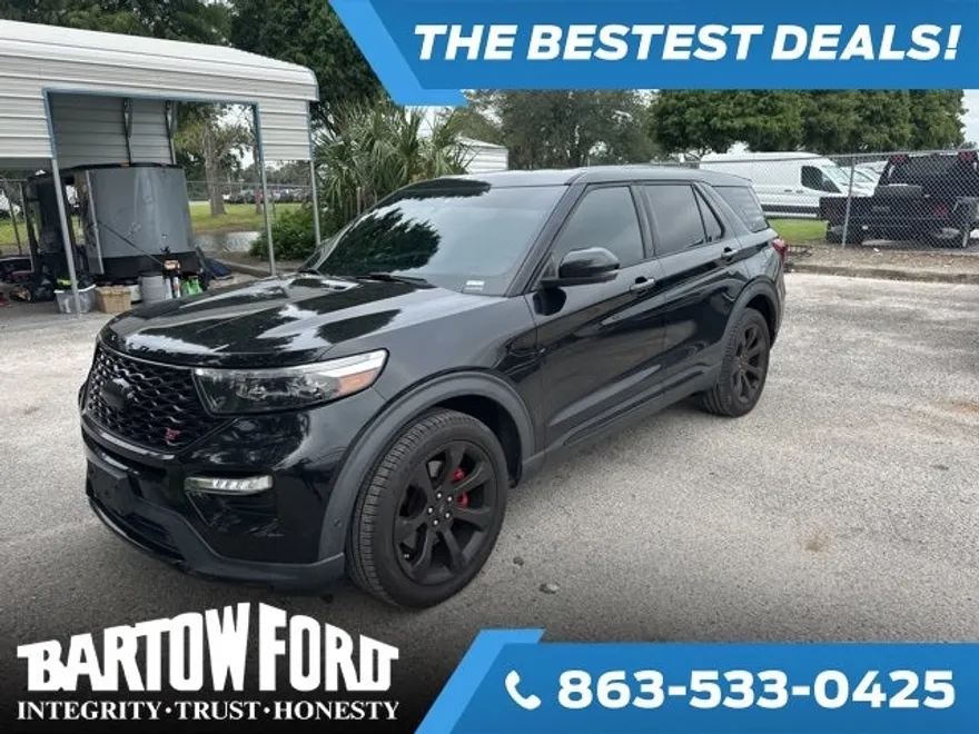 2021 Ford Explorer ST photo 1