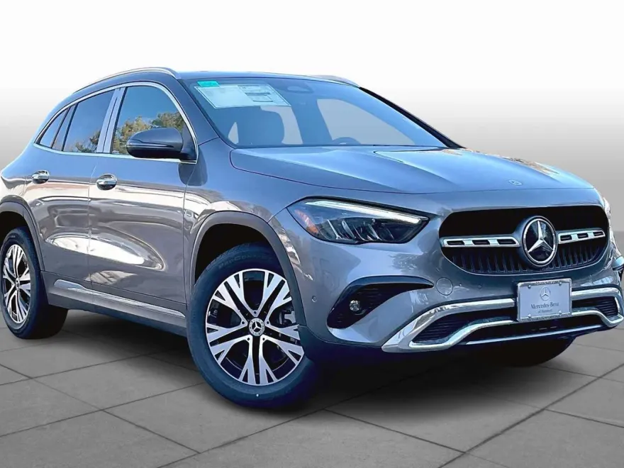 2025 Mercedes Benz GLA 250 4MATIC photo 1