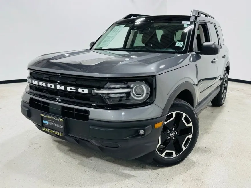 2023 Ford Bronco Sport Outer Banks photo 1