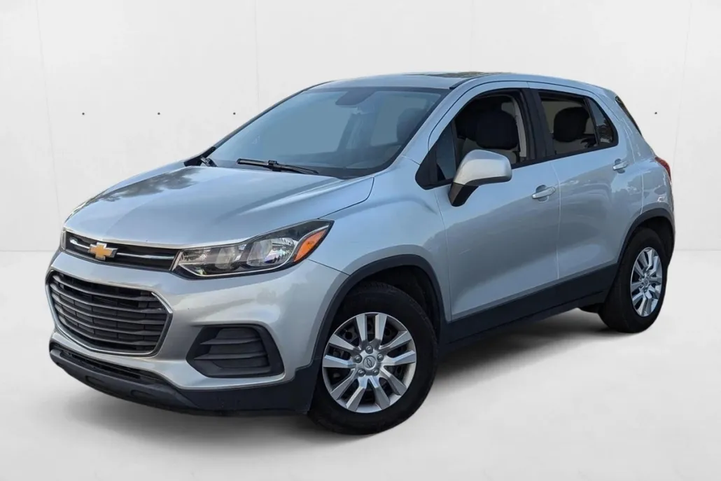 2019 Chevrolet Trax LS photo 1