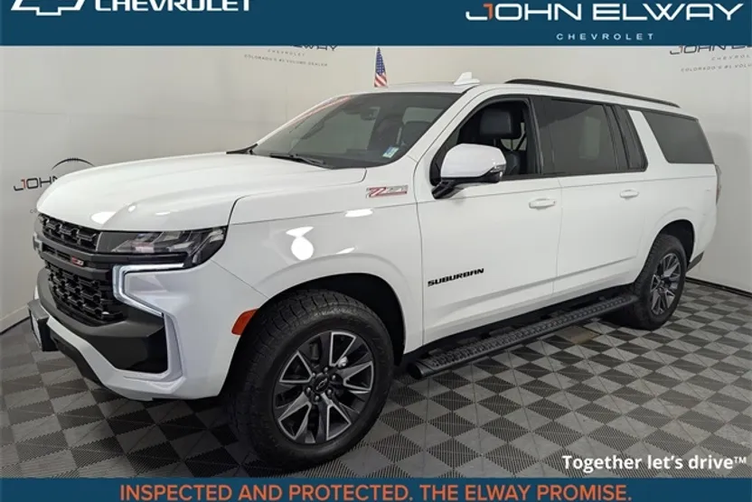 2023 Chevrolet Suburban Z71 photo 1