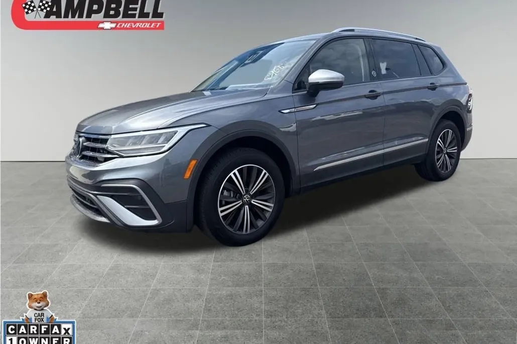 2024 Volkswagen Tiguan SE Wolfsburg Edition photo 1