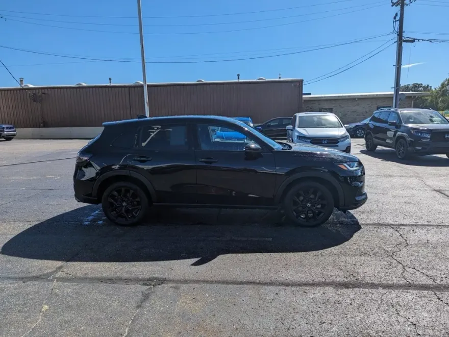 2023 Honda HR-V Sport photo 1