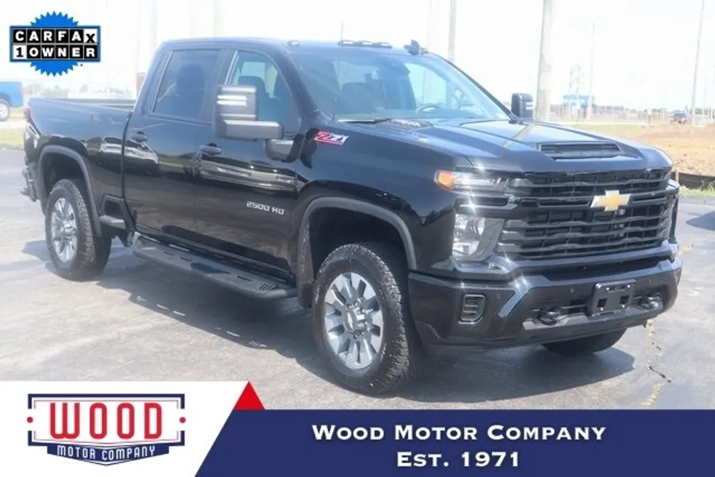 2025 Chevrolet Silverado 2500HD Custom photo 1