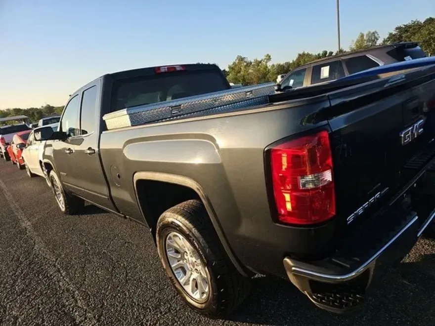 2019 Gmc Sierra 1500 Limited SLE photo 1